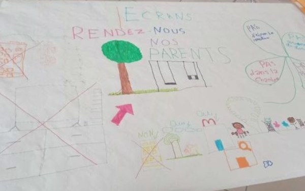 thumbnail_affiche-enfants